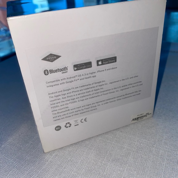 NEW in box Fossil Q Smart Bracelet - Picture 7 of 8